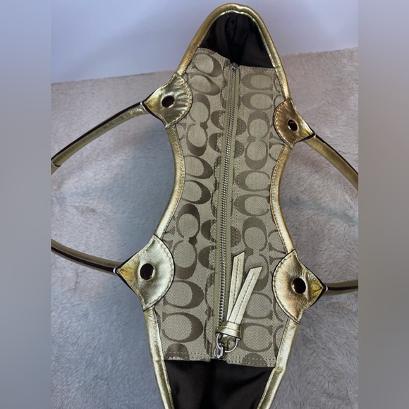 Coach Bleecker Signature Tote Gold Khaki - Picture 10 of 15